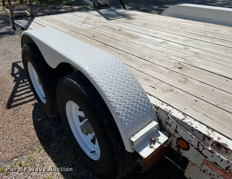 image for item KC9866 1994 Maxwell  equipment trailer