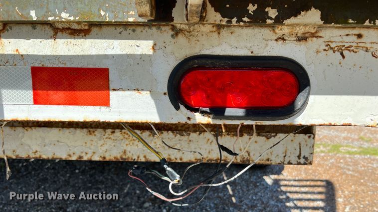 image for item KC9866 1994 Maxwell  equipment trailer