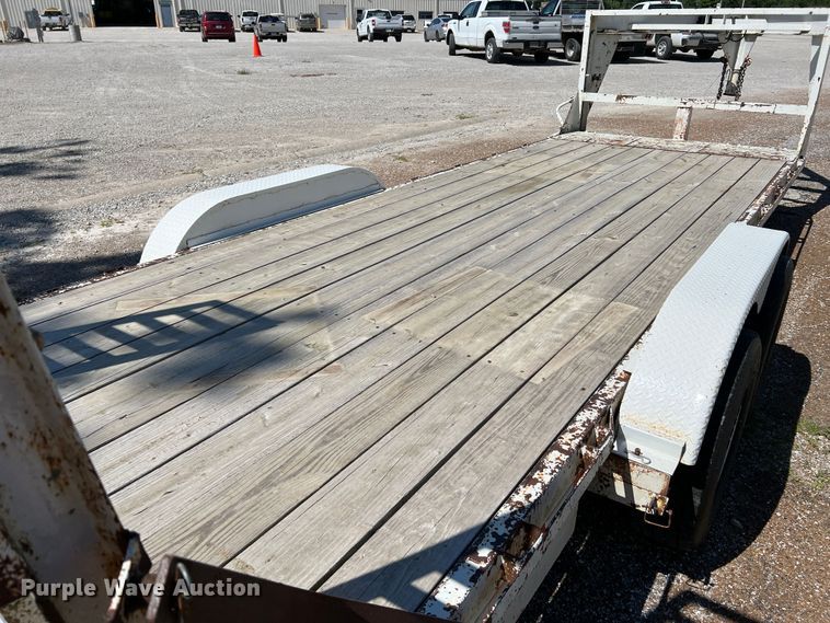 image for item KC9866 1994 Maxwell  equipment trailer