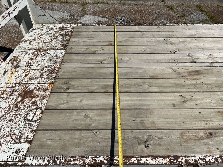 image for item KC9866 1994 Maxwell  equipment trailer