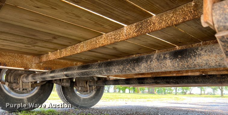 image for item KC9866 1994 Maxwell  equipment trailer