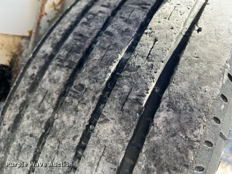 image for item KC9866 1994 Maxwell  equipment trailer