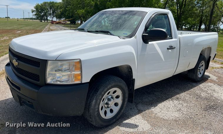 image for item KC9867 2011 Chevrolet Silverado 1500  pickup truck