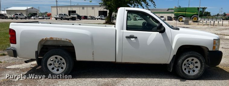 image for item KC9867 2011 Chevrolet Silverado 1500  pickup truck