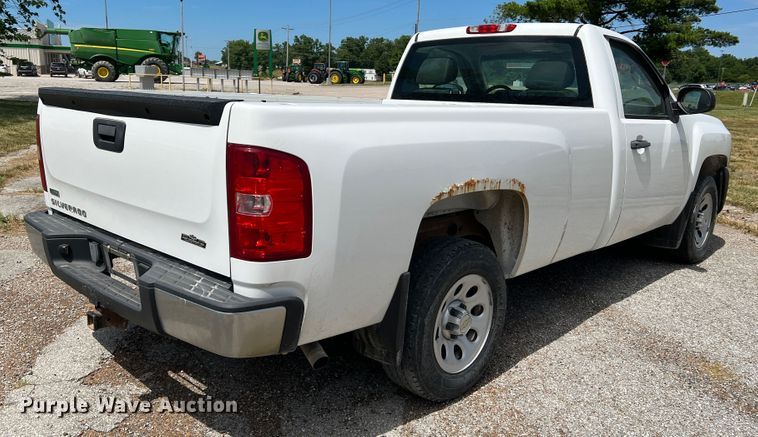 image for item KC9867 2011 Chevrolet Silverado 1500  pickup truck