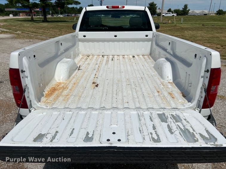 image for item KC9867 2011 Chevrolet Silverado 1500  pickup truck