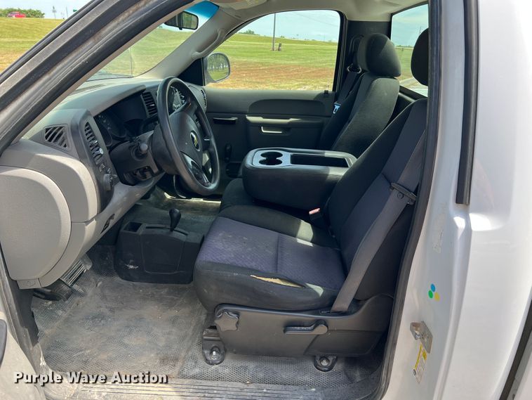 image for item KC9867 2011 Chevrolet Silverado 1500  pickup truck