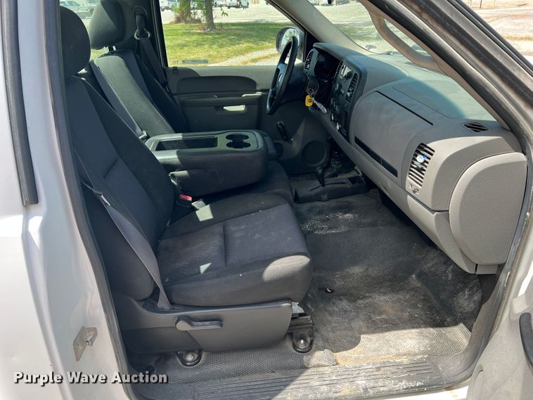 image for item KC9867 2011 Chevrolet Silverado 1500  pickup truck