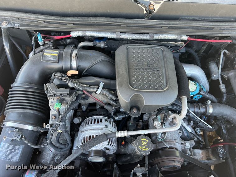 image for item KC9869 2007 GMC Sierra 3500HD  flatbed pickup truck