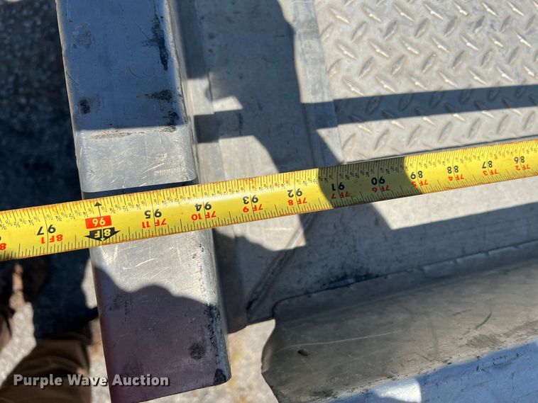 image for item KC9869 2007 GMC Sierra 3500HD  flatbed pickup truck