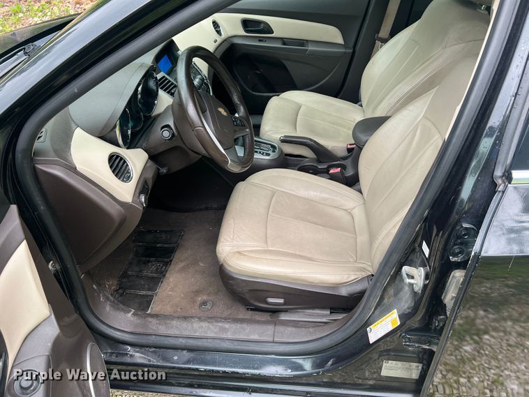 image for item KC9938 2011 Chevrolet Cruze LTZ