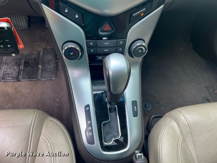 image for item KC9938 2011 Chevrolet Cruze LTZ