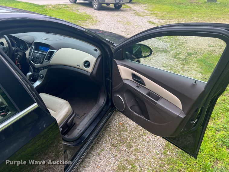 image for item KC9938 2011 Chevrolet Cruze LTZ