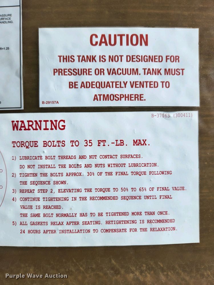 image for item KD9864 Fiberglass tank