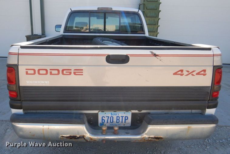 image for item KH9102 1997 Dodge Ram 1500  pickup truck