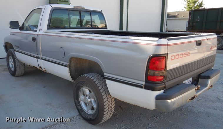 image for item KH9102 1997 Dodge Ram 1500  pickup truck