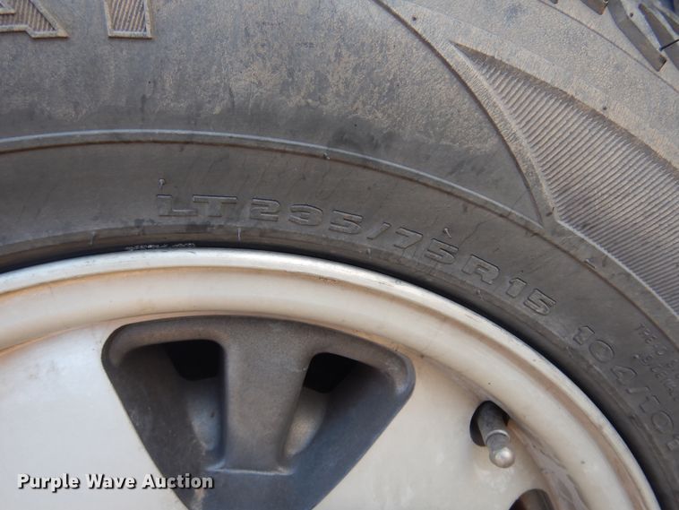 image for item KJ9581 1996 Chevrolet Suburban C1500  SUV