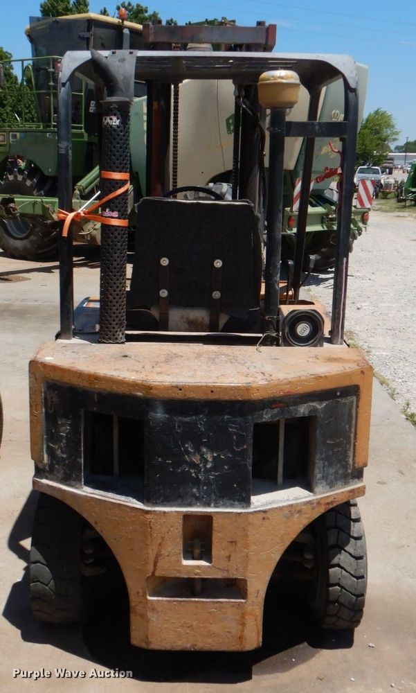 image for item KJ9837 Caterpillar V50DD  forklift