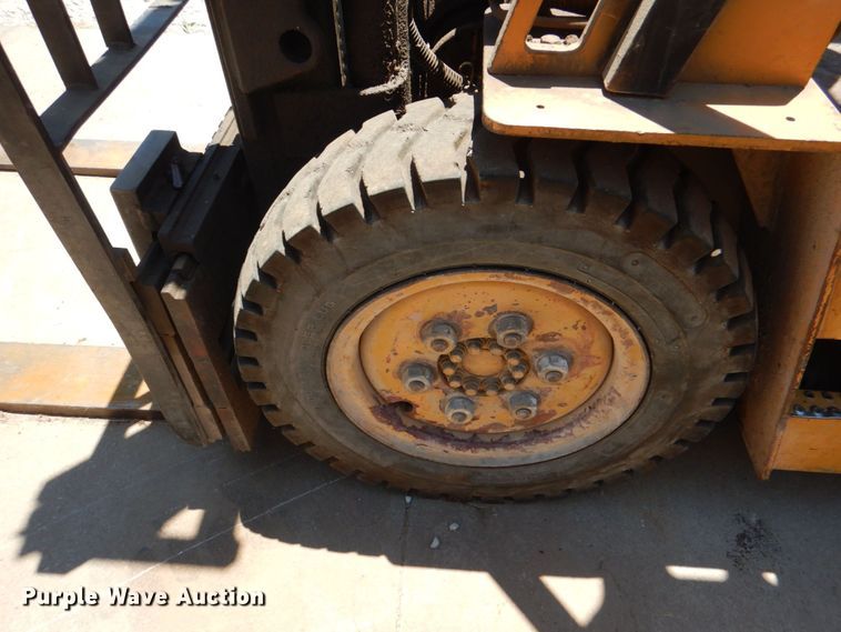 image for item KJ9837 Caterpillar V50DD  forklift