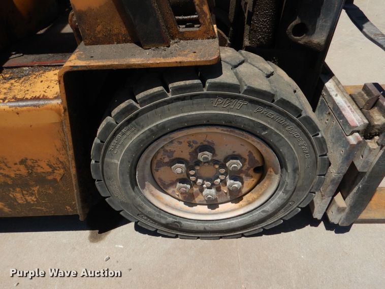 image for item KJ9837 Caterpillar V50DD  forklift