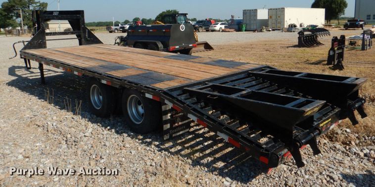 image for item KJ9858 2012 Big Tex 22GN-20BK+5  equipment trailer