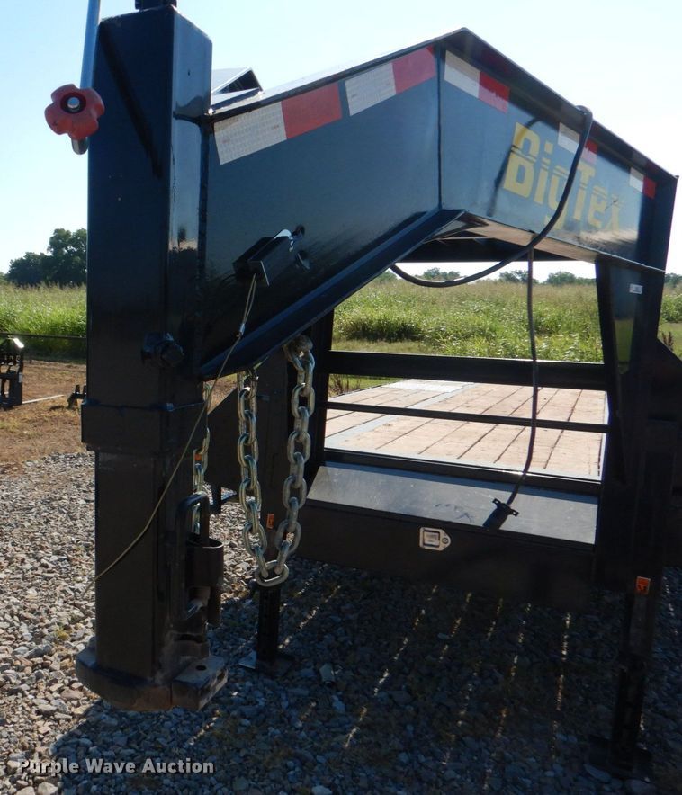 image for item KJ9858 2012 Big Tex 22GN-20BK+5  equipment trailer