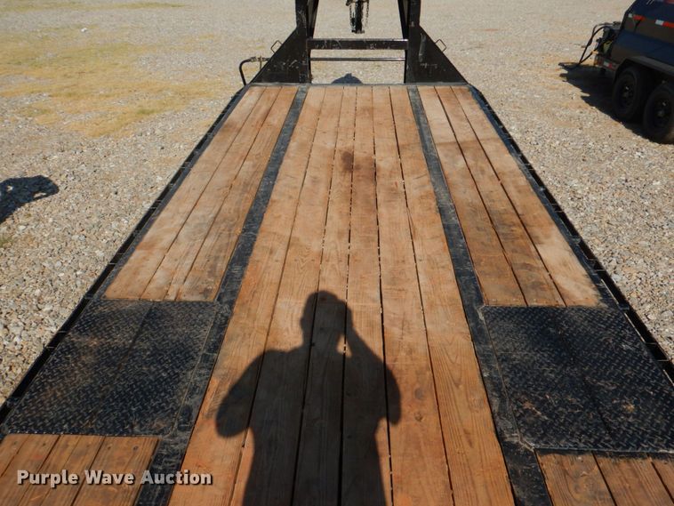 image for item KJ9858 2012 Big Tex 22GN-20BK+5  equipment trailer