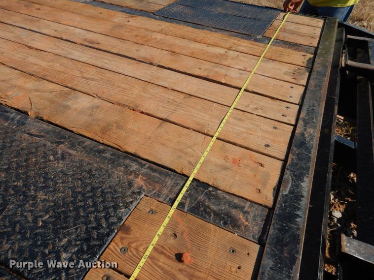 image for item KJ9858 2012 Big Tex 22GN-20BK+5  equipment trailer