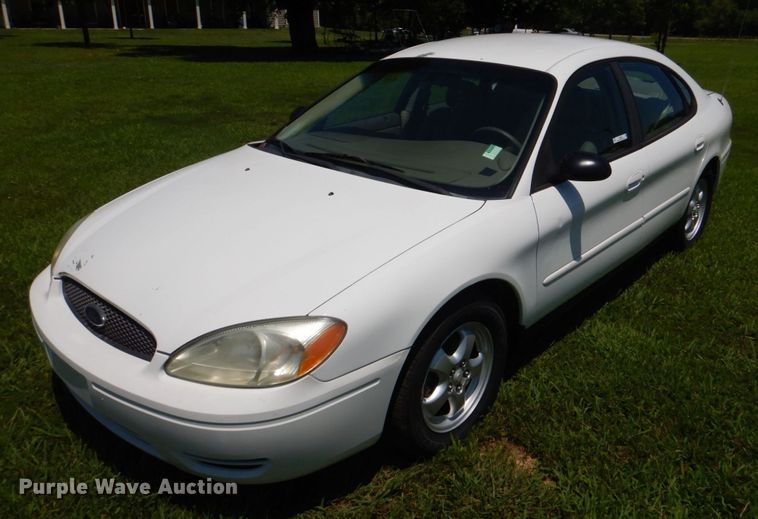 image for item KJ9864 2004 Ford Taurus SES