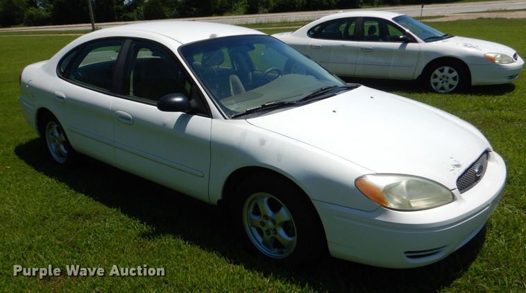 image for item KJ9864 2004 Ford Taurus SES