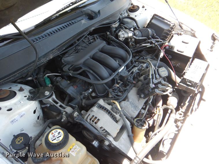 image for item KJ9864 2004 Ford Taurus SES