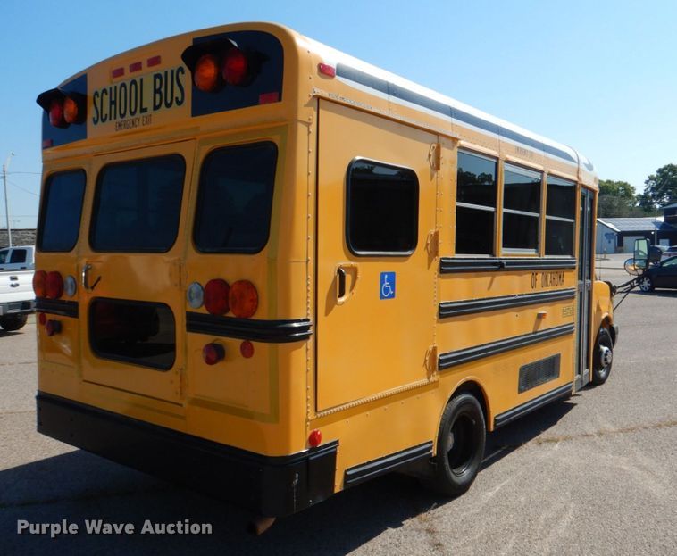 image for item KJ9870 2009 Chevrolet Express 3500  school bus