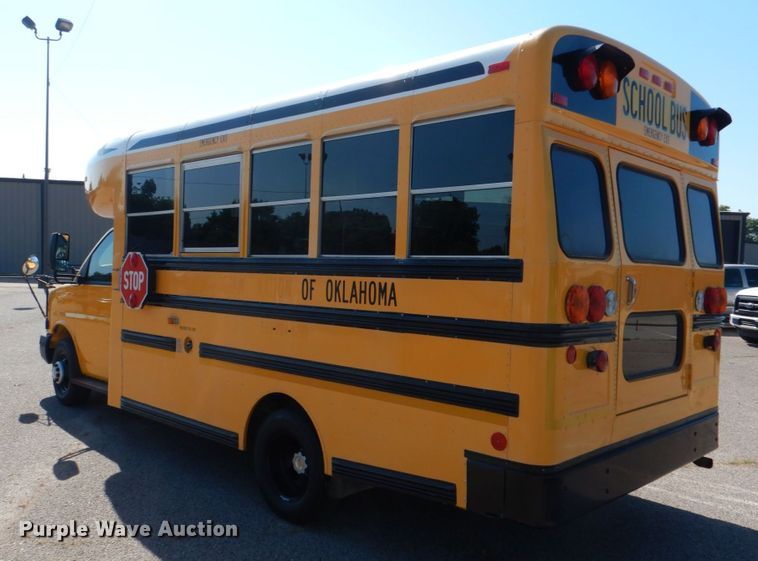image for item KJ9870 2009 Chevrolet Express 3500  school bus