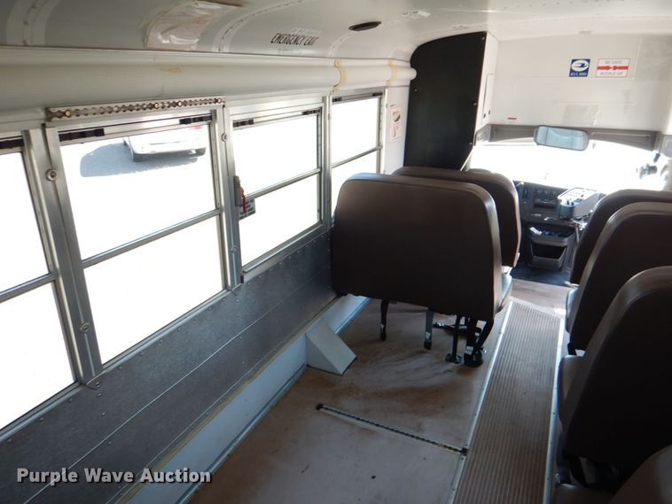 image for item KJ9870 2009 Chevrolet Express 3500  school bus