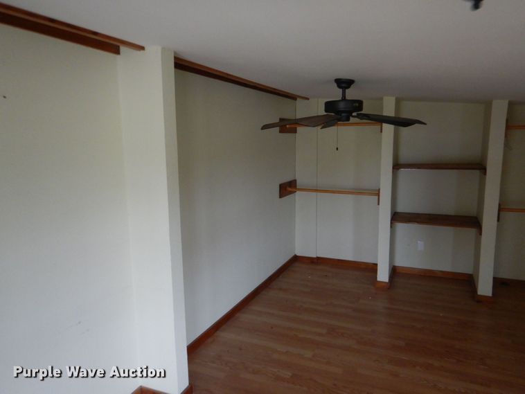 image for item KP9143 2009 Elliott Homes SW-R318  manufactured home