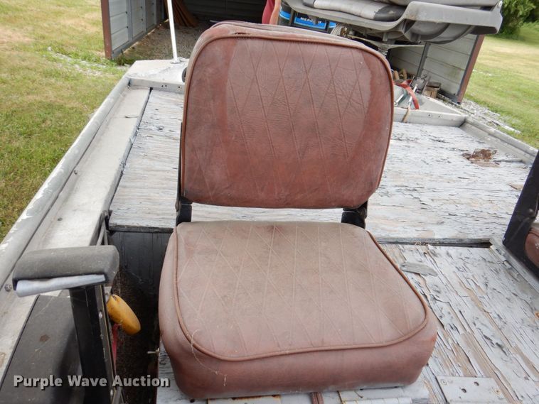 image for item KR9214 1981 Bass Tracker II  boat