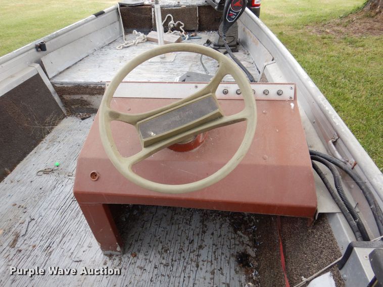 image for item KR9214 1981 Bass Tracker II  boat