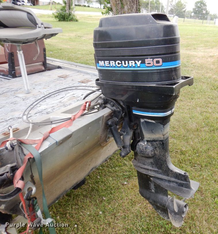 image for item KR9214 1981 Bass Tracker II  boat