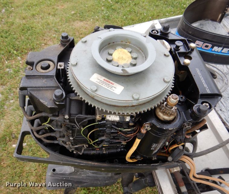 image for item KR9214 1981 Bass Tracker II  boat