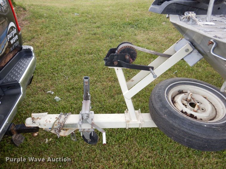 image for item KR9214 1981 Bass Tracker II  boat