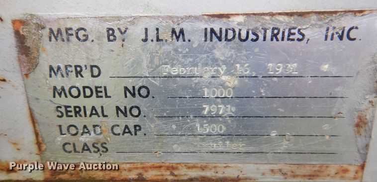 image for item KR9214 1981 Bass Tracker II  boat