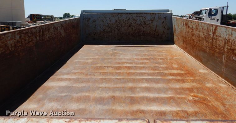 image for item KR9254 2016 Region 14000DT  dump trailer