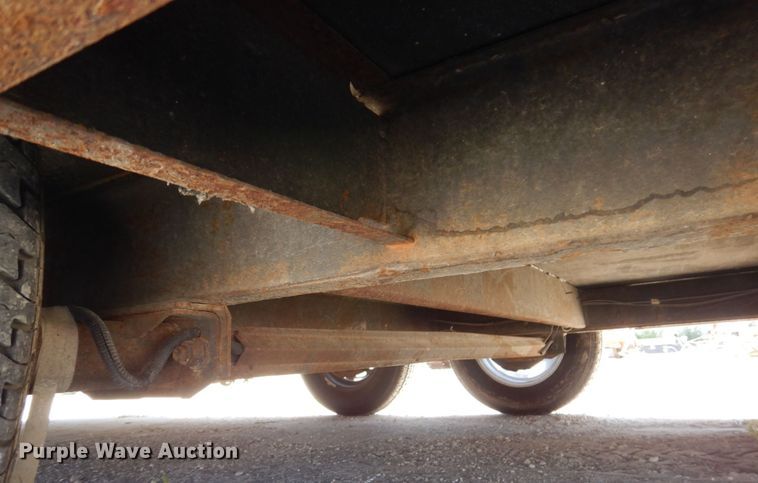 image for item KR9255 2009 Storm  enclosed cargo trailer