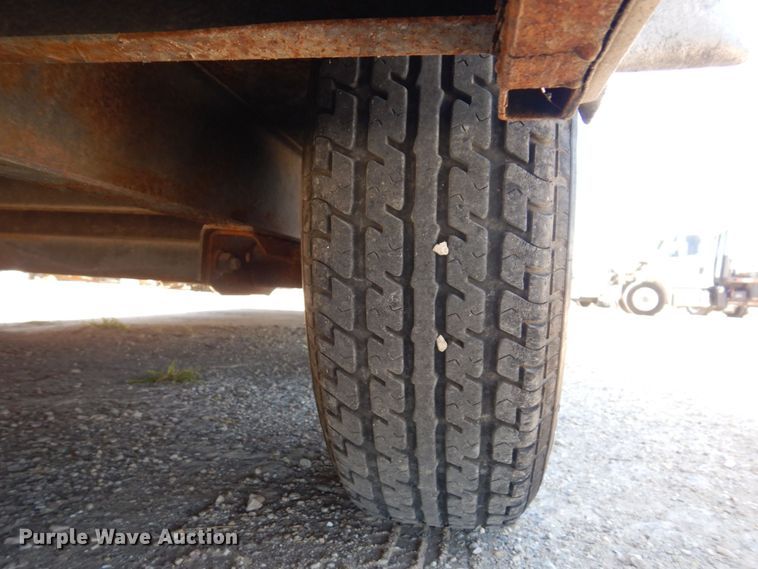 image for item KR9255 2009 Storm  enclosed cargo trailer