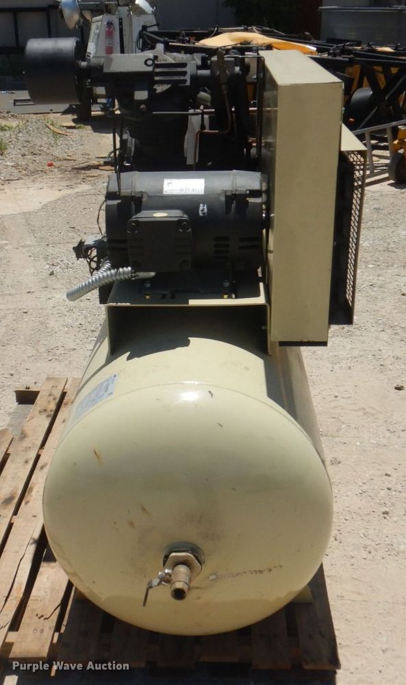 image for item KR9258 Ingersoll Rand 2545E10-VP  air compressor