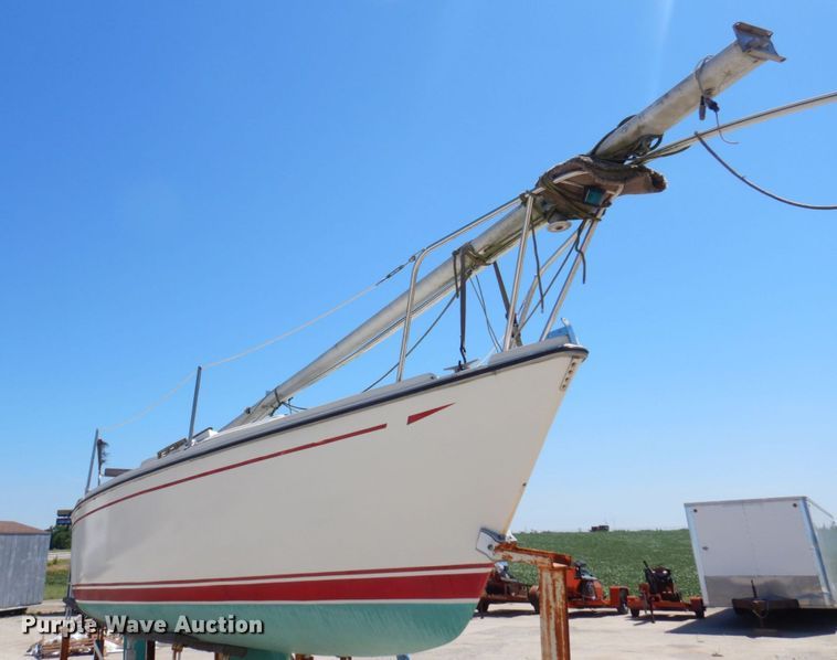 image for item KR9262 1984 CAL 24  sailboat