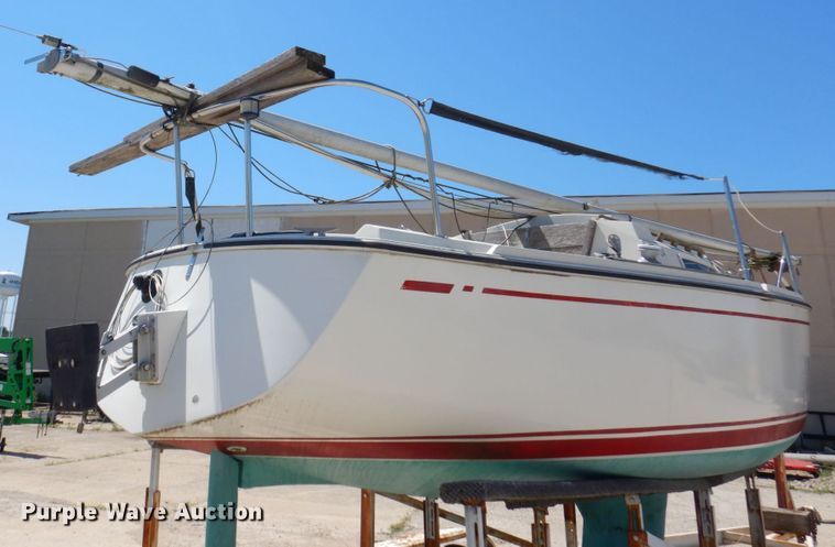 image for item KR9262 1984 CAL 24  sailboat