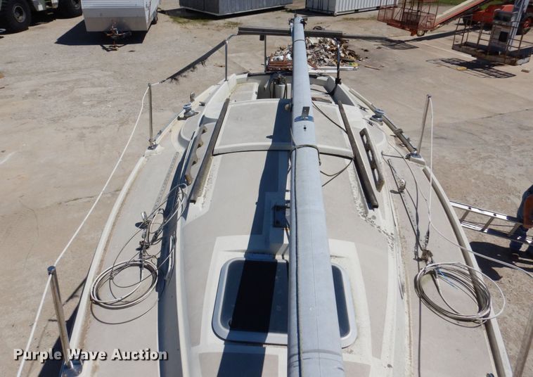 image for item KR9262 1984 CAL 24  sailboat