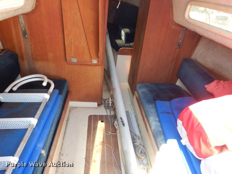 image for item KR9262 1984 CAL 24  sailboat