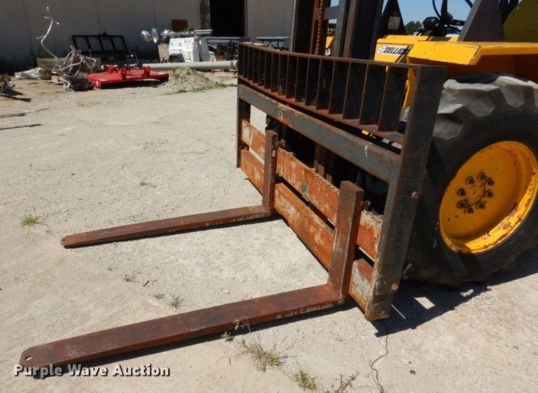 image for item KR9263 Sellick SM8000  forklift